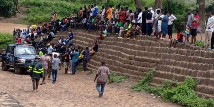 Lawra,Dikpe River,Police