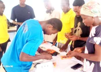 MTN Ghana Y’ello Care Trains Youth In Phone Repairs