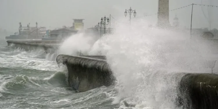 Three Years Left To Limit Warming To 1.5C, Leading Scientists Warn