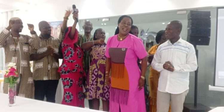 Chamber Commerce women