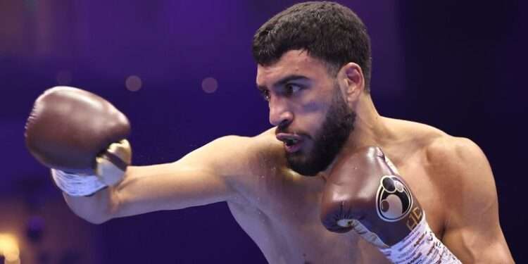 Hamzah stops Berlanga in round 5, Stevenson remains undefeated