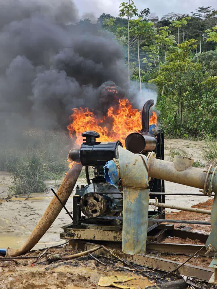 NAIMOS Chinese galamseyers