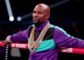 Near 50, Mayweather eyes ring return after Tyson exhibition