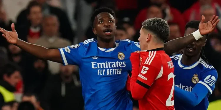 Benfica player receives ban for racist comments at Vinícius Jr.
