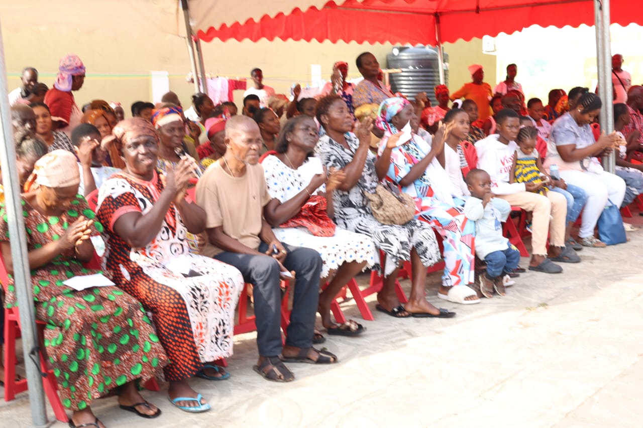 Annoh-Dompreh eye care