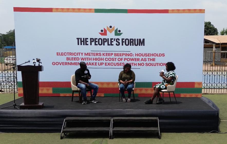 Traders barbers electricity