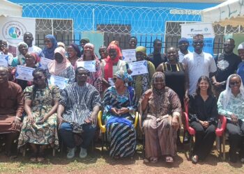 20 young women trained in mobile technology and entrepreneurial skills