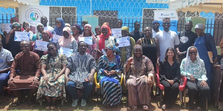 20 young women trained in mobile technology and entrepreneurial skills