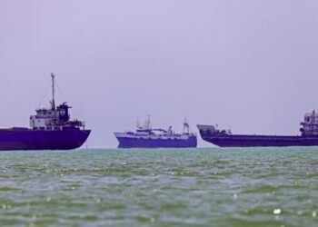 Oil prices Hormuz
