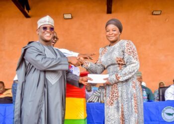 Gushegu: Tampuli disburses over 300k to support brilliant but needy tertiary students