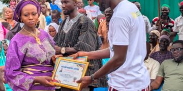 Agro Kings support women with weaving skills, tools, in Nanumba South