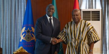 Mahama holds high-level talks with IFC MD
