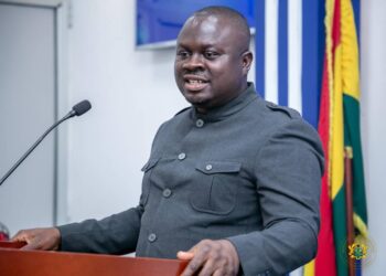 Minority meets with Christian Council
