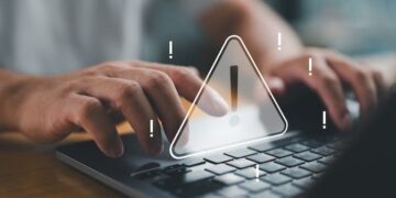 Websites go down worldwide after cybersecurity update